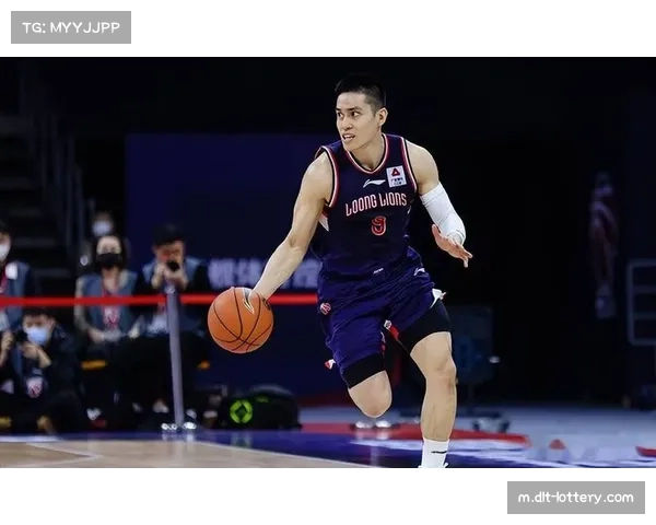 高压逼抢成主流防守策略 丢球后迅速反抢成关键