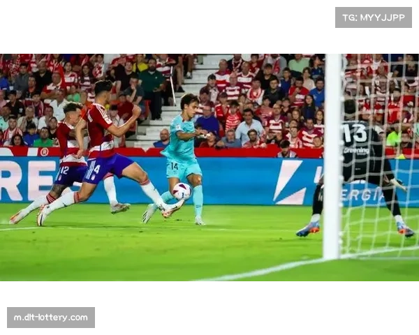 巴萨客场三球被吹仍失利 裁判曼萨诺执法再成焦点