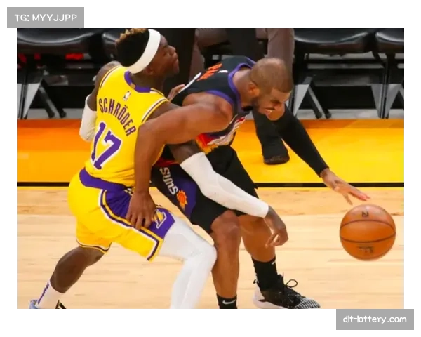 黄蜂双枪集体哑火关键:鲍尔与克尼佩尔合计40投10中效率低迷 黄蜂双枪集体哑火关键:鲍尔与克尼佩尔合计40投10中效率低迷